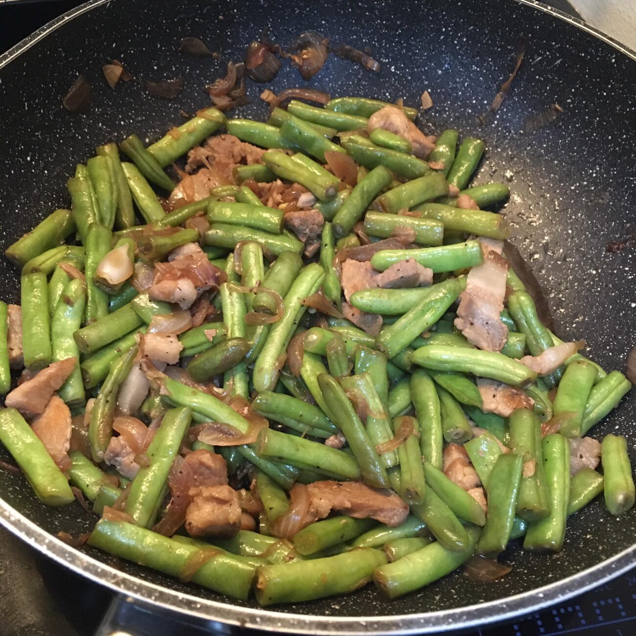 Sauted Green Beans Recipe w/ Pork and Soy Sauce